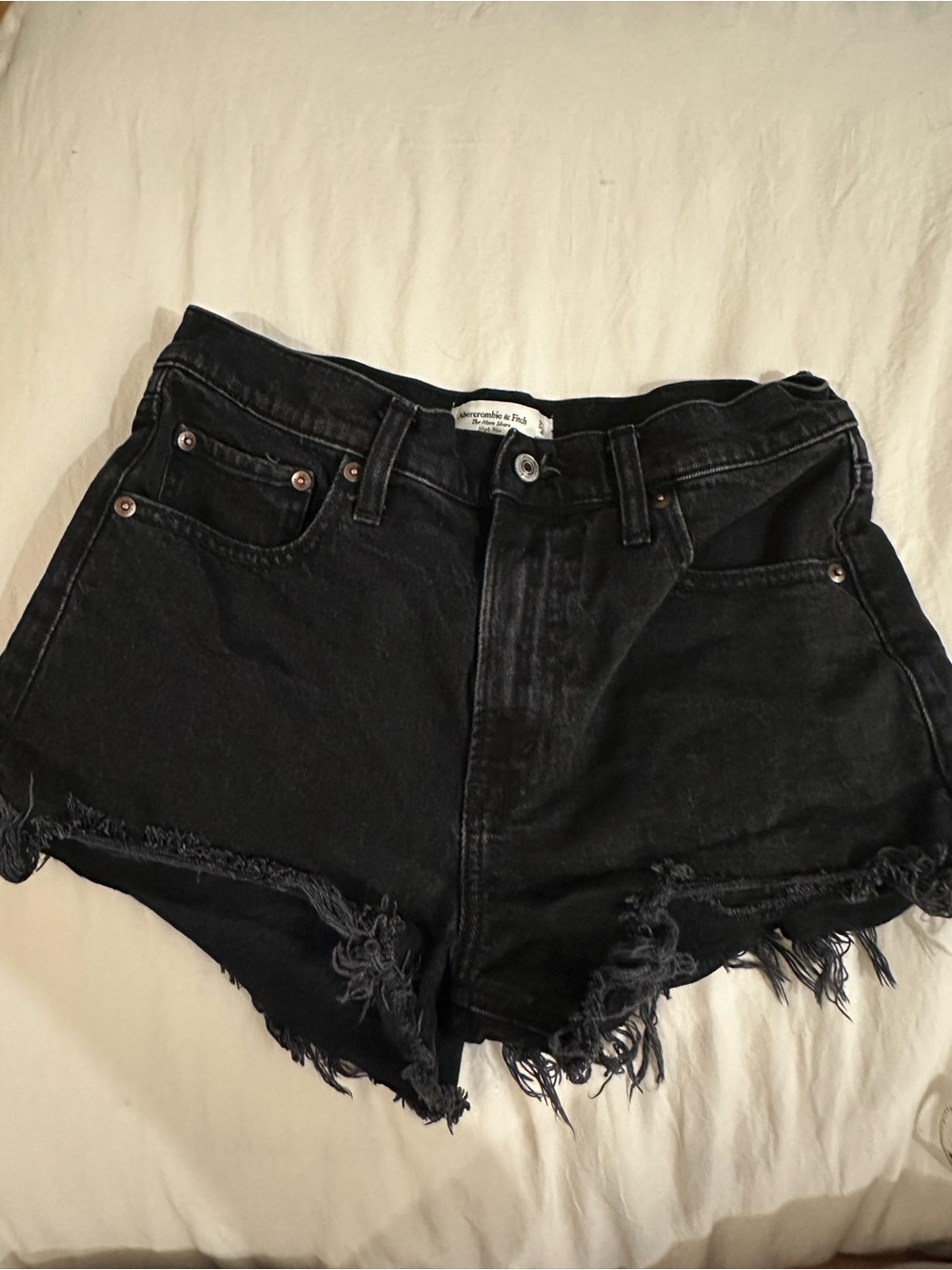 0004 A&F Black “The Mom Short” High Rise- Size 27